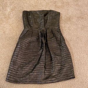 Strapless party dress!!